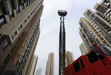 地方债:地方投资热引发债务风险