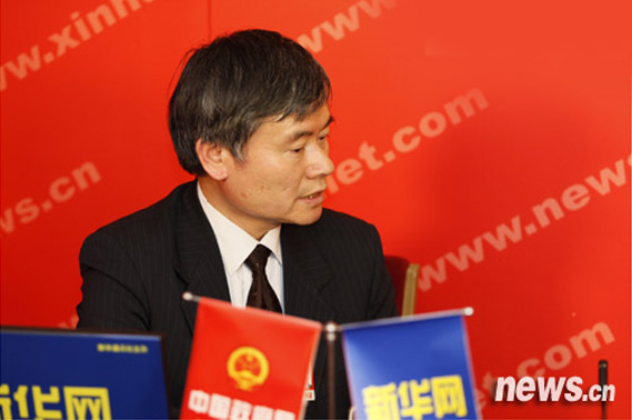 蔡继明：城镇化规划的制定要以各项制度改革为前提