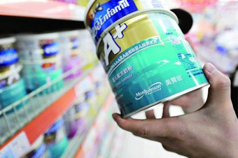 乳企面临新一轮清理 进口奶粉不得国内分装生产