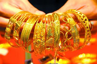 上海金店垄断内幕:调价时间幅度等高度一致