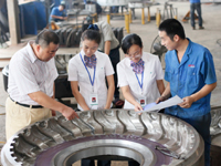 信贷员调查了解小微企业生产工艺