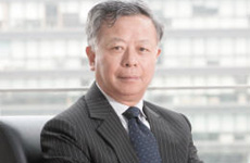 中国国际金融有限公司董事长　金立群