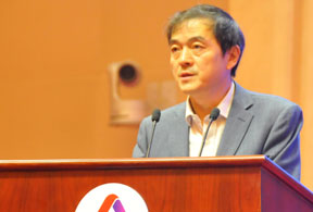 工信部中小企业局副局长许科敏演讲