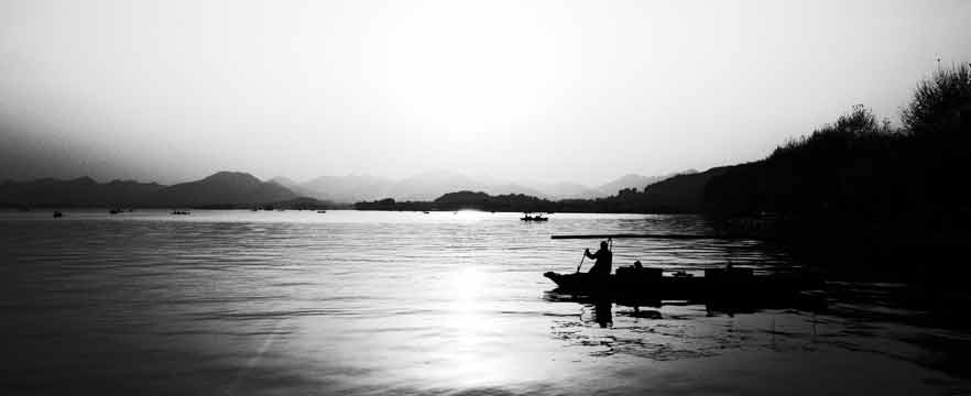 《渔船》 苏波宇/摄