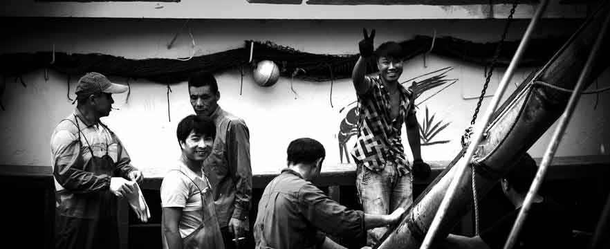 《China祖国是现代远洋渔民的强大后盾》 孙洪涛/摄