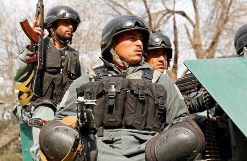 喀布爾一部隊醫院遇襲