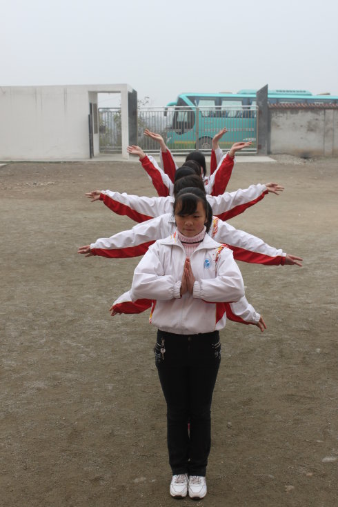 一丝不苟的演绎