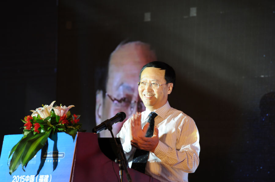 高培勇：新常态下，经济政策的思路如何变？