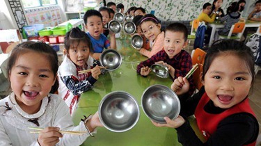 学食礼，修斯文：盘点中国的餐桌礼仪