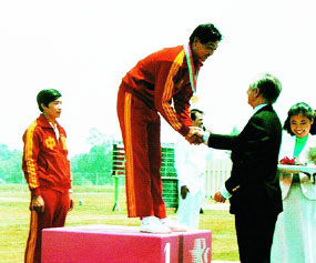 奥运会上中国代表团各项目第一次夺金