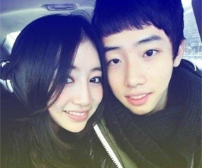 邹凯恋情曝光 优雅女友一路相随