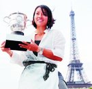 “有些东西不能仅靠“圈养”，全面地改革，勇敢地“放飞”，才是中国的未来和希望。”