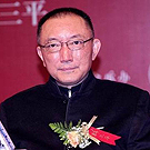 “拍《建党伟业》就是为人民服务。”