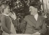 罕见的希特勒与孩童照片
