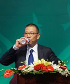 微话筒：媒体跟企业掐架，让消费者信谁？