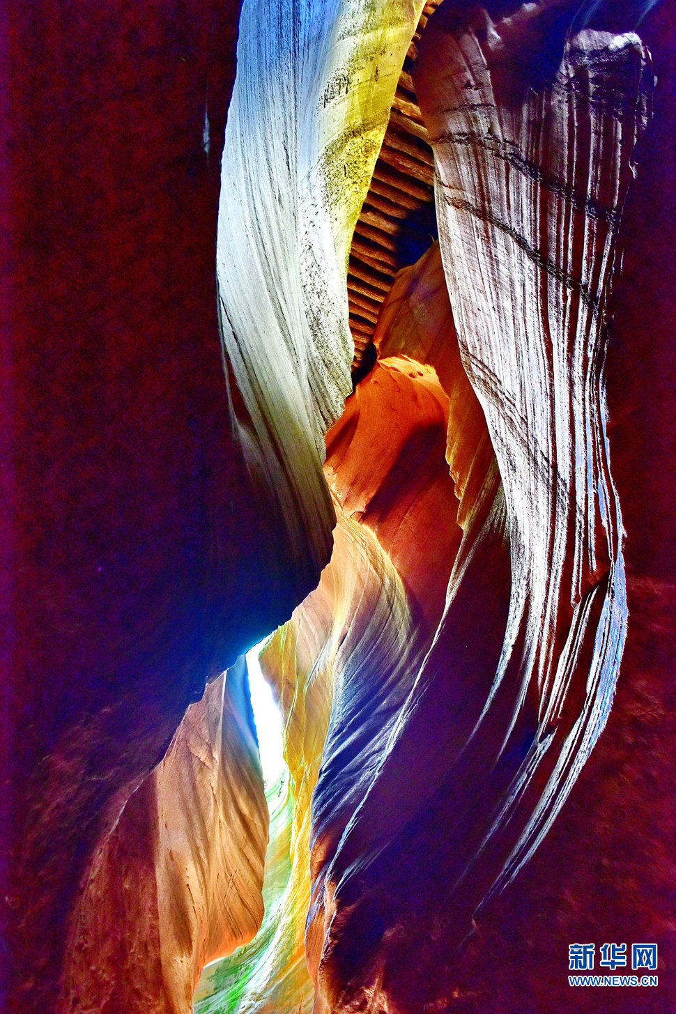 陕西甘泉的雨岔大峡谷