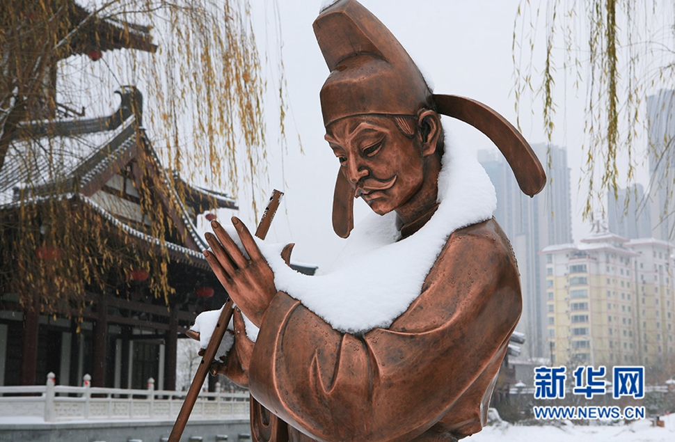 瑞雪降中原，洛河岸边赏雪景