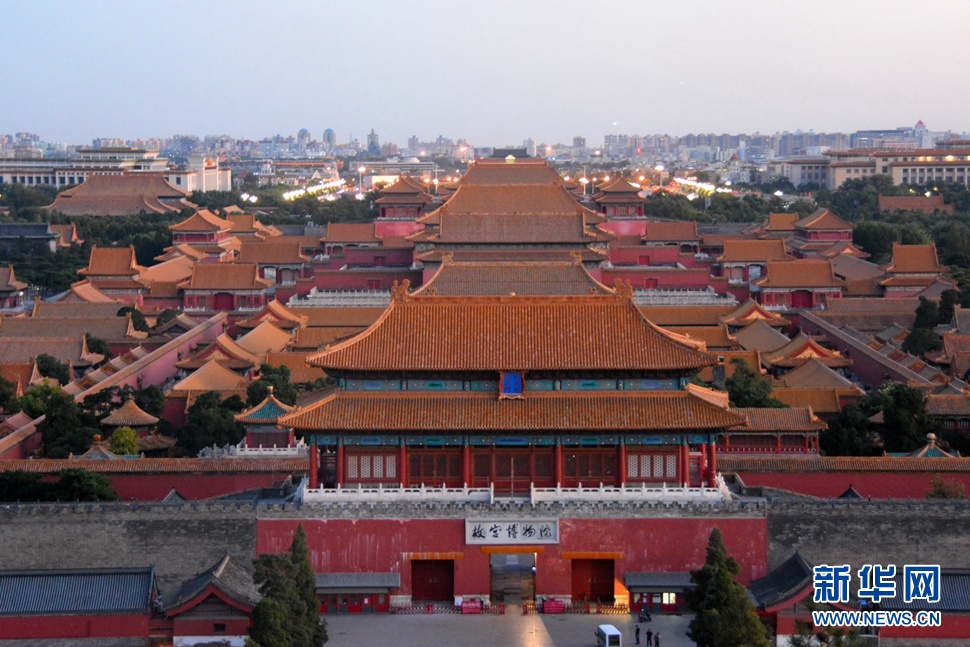 中秋节醉美景山上