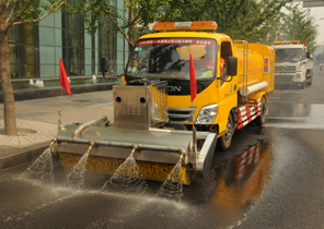 微联播：看看咱环卫的“新装备” 