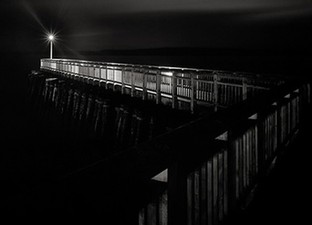 非黑即白的纯净世界