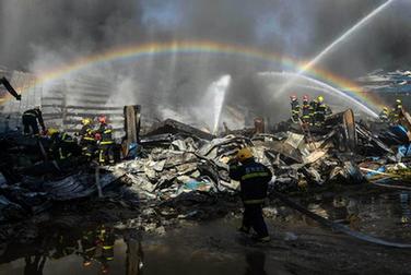 【镜界】2013那些欢笑与悲伤