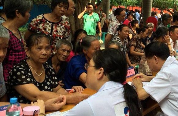 爱心走进赣南中央苏区