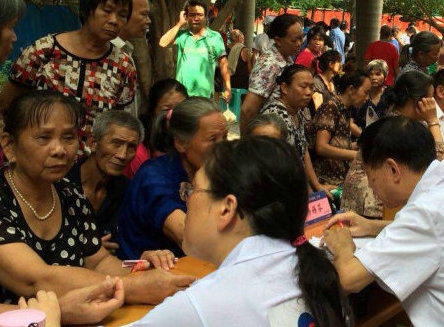 脑心同治走基层 走进赣南中央苏区