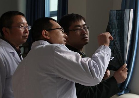 脑心同治走基层 走进河南郑州