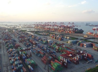 航拍上海自贸区