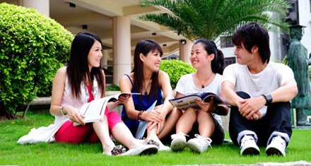 博采众长、共同提高&mdash;&mdash;内地学生讲述澳门求学生活