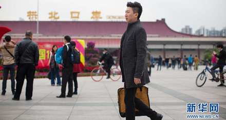 澳门主持人姚文龙的双城生活&rlm;