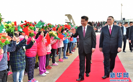 习近平主席离开澳门返回北京