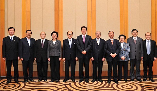 香港中联办主任张晓明宴请香港基本法部分港方草委