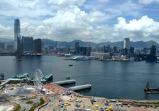 时评：把握历史机遇 推动香港民主发展