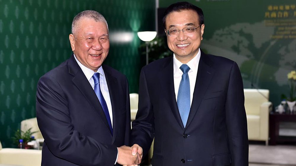 李克强会见全国政协副主席何厚铧