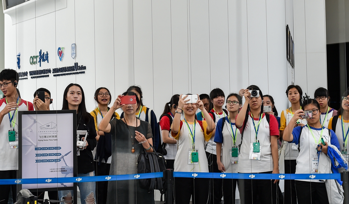 百名香港师生开启探访内地改革开放发展成就之旅