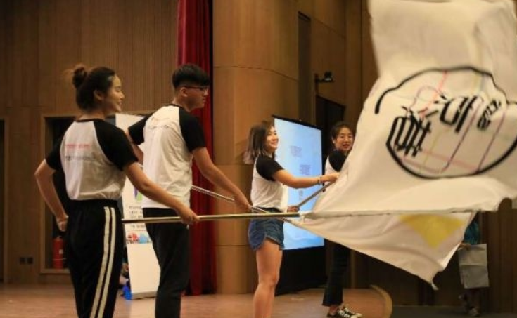 京港两地青少年学生在京交流活动落幕