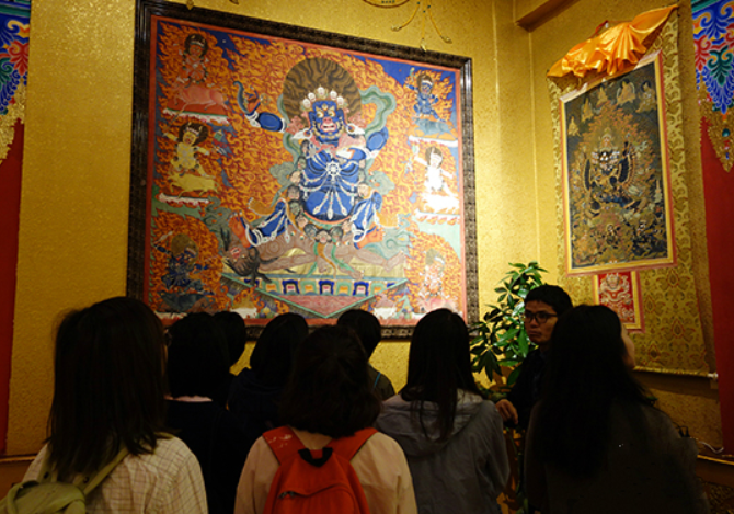 香港青年“邂逅”藏族唐卡　体验“笔尖上的修行”