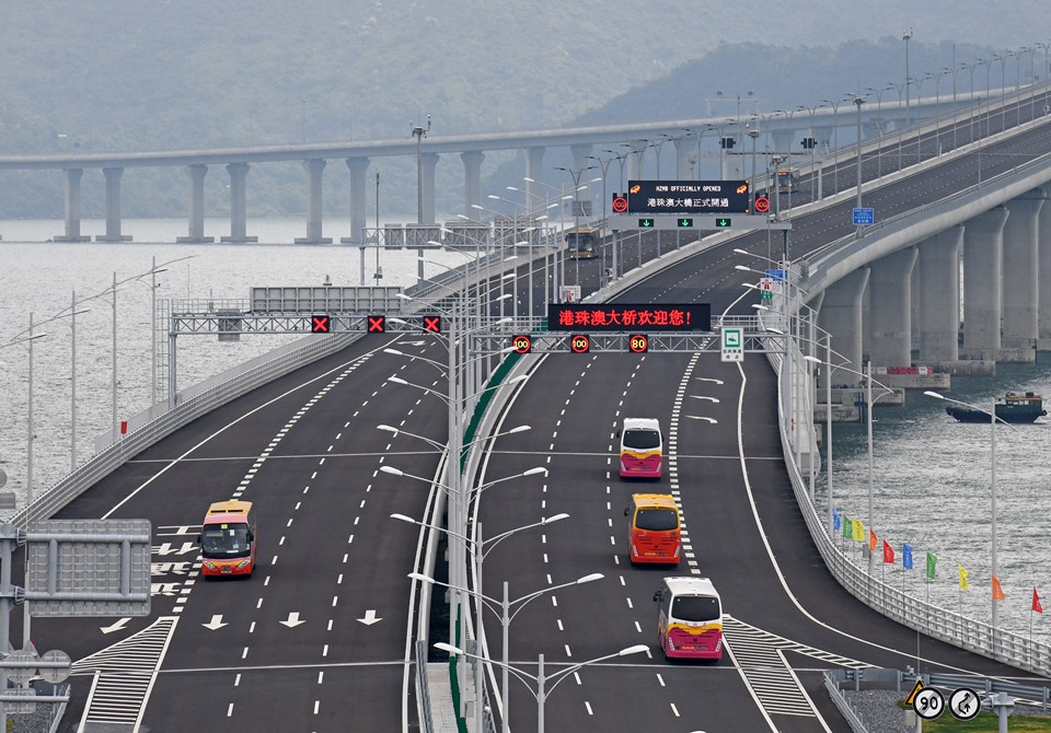 港珠澳大橋正式通車