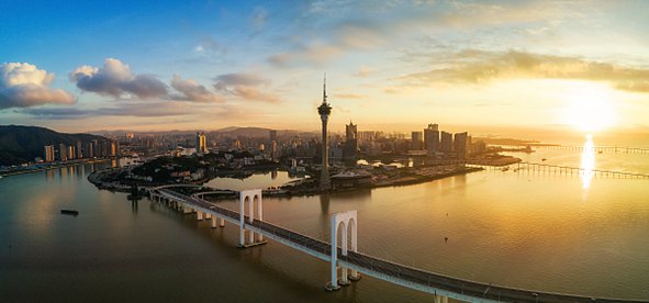 澳门站上大湾区发展一线潮头