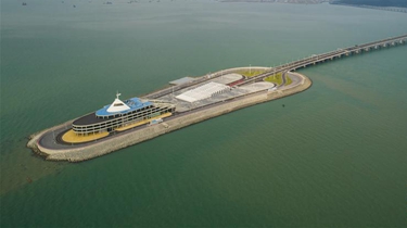 港珠澳大橋將啟動東人工島旅遊開發