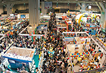 海内外参展商冀借香港国际旅游展吸引粤港澳大湾区游客