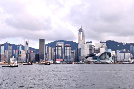 港媒力挺人大释法：正是时候、最佳办法