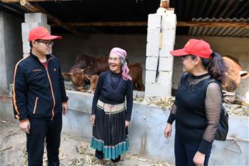 雲南尋甸：脫貧攻堅中的&ldquo;小紅帽&rdquo;幫扶隊