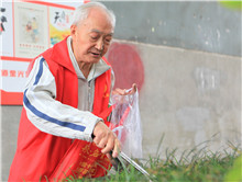 &ldquo;闲事科科长&rdquo;许晓荣