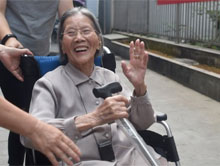 “百岁老支书”吕银芬