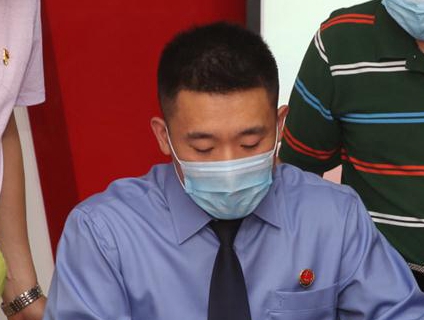 &ldquo;万家灯火守护者&rdquo;杨龙明