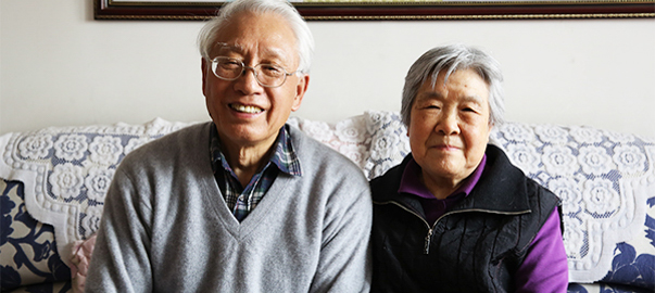 金婚故事：我们的浪漫不是“如影随形”