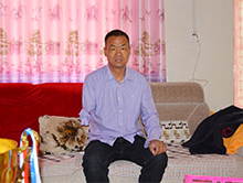 “独臂支书”李健