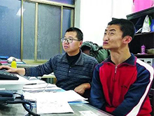 脑瘫“博士”谢炎廷